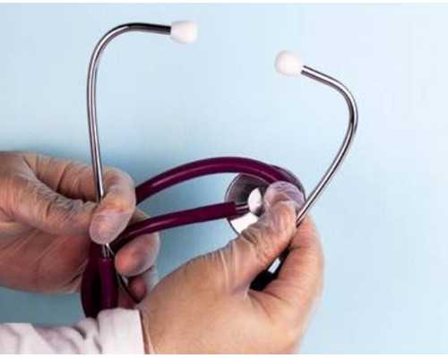 广州两公司违法宣传海外代孕生子被查,广州一商业机构为男性提供代孕服务被